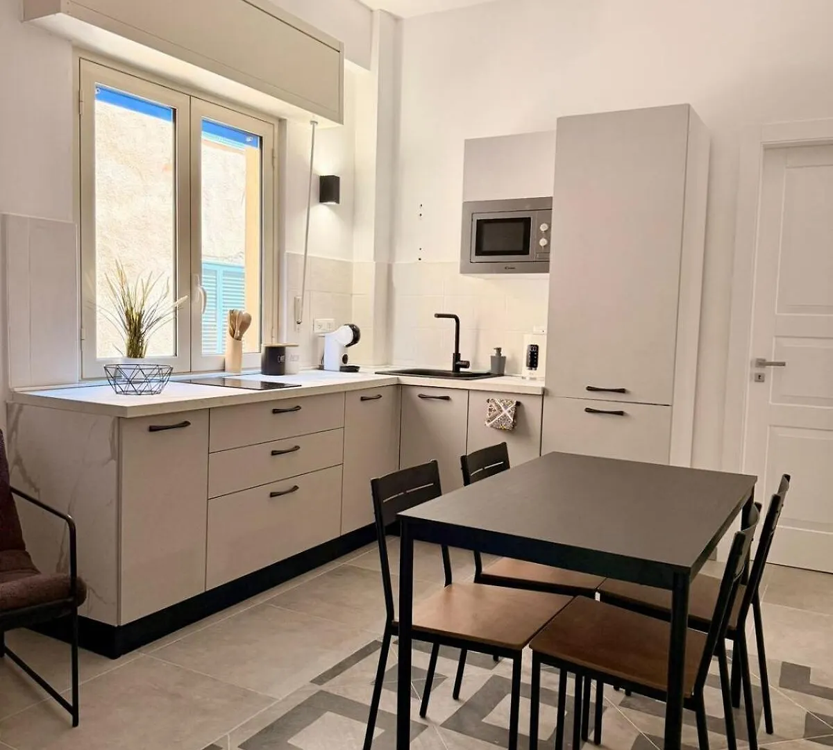 La Casa Delle Parole 1 Apartman Róma