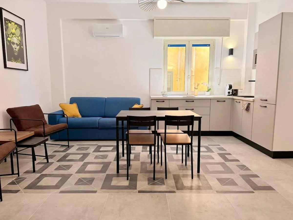 Ferienwohnung La Casa Delle Parole 1 Rom